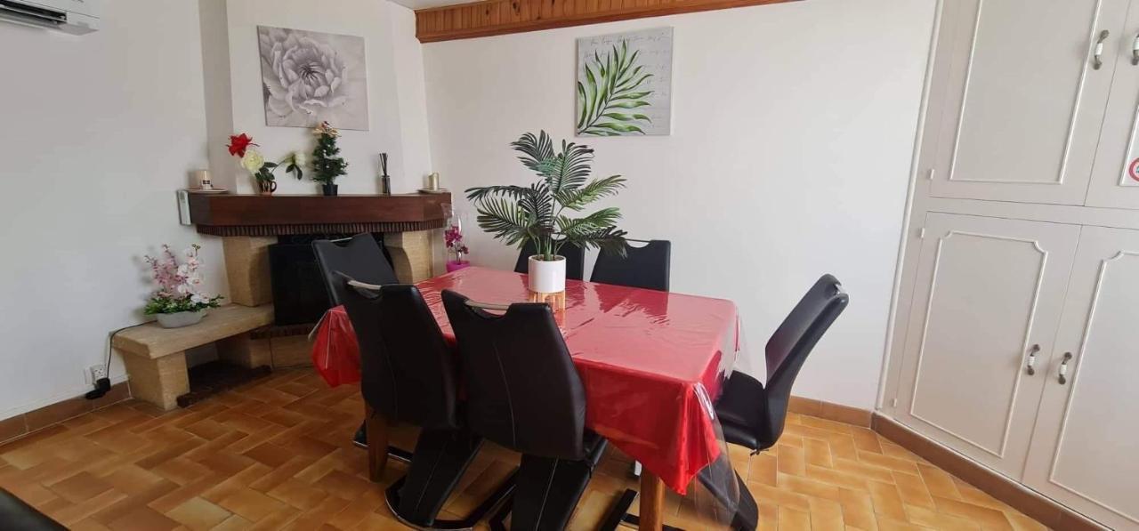Belle Maison Avec Jardin Rdc T3 De 70M2 Vacances Ou Cure Thermale Rochefort Exterior foto