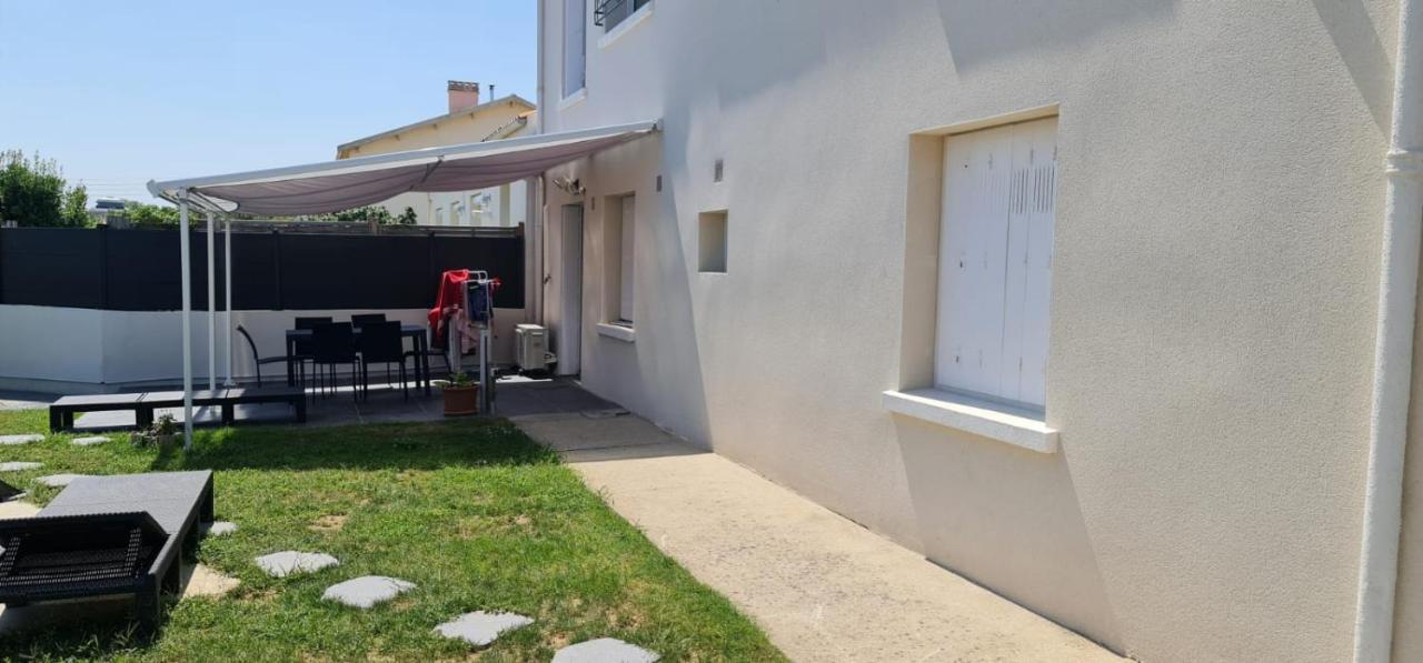 Belle Maison Avec Jardin Rdc T3 De 70M2 Vacances Ou Cure Thermale Rochefort Exterior foto